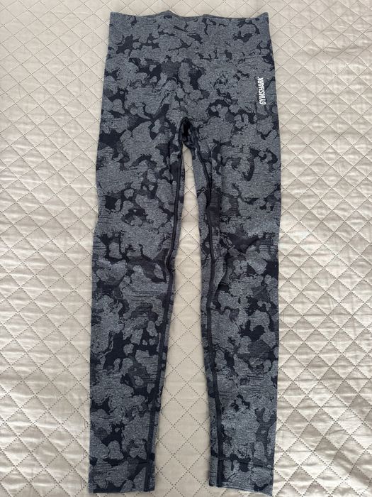 Спортни дрехи.