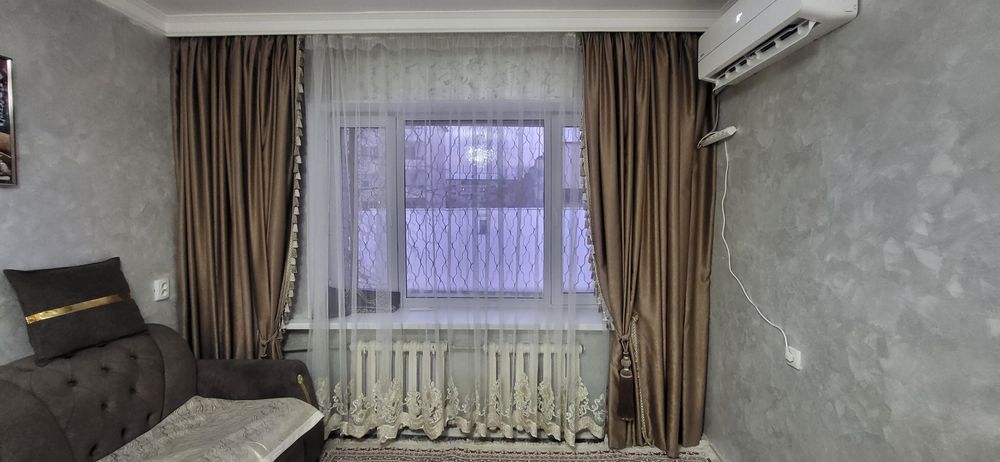 Шторы комплект продам