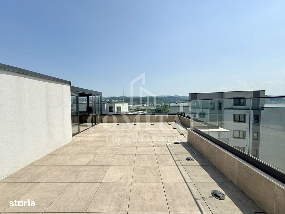 Penthouse cu terasă tip rooftop