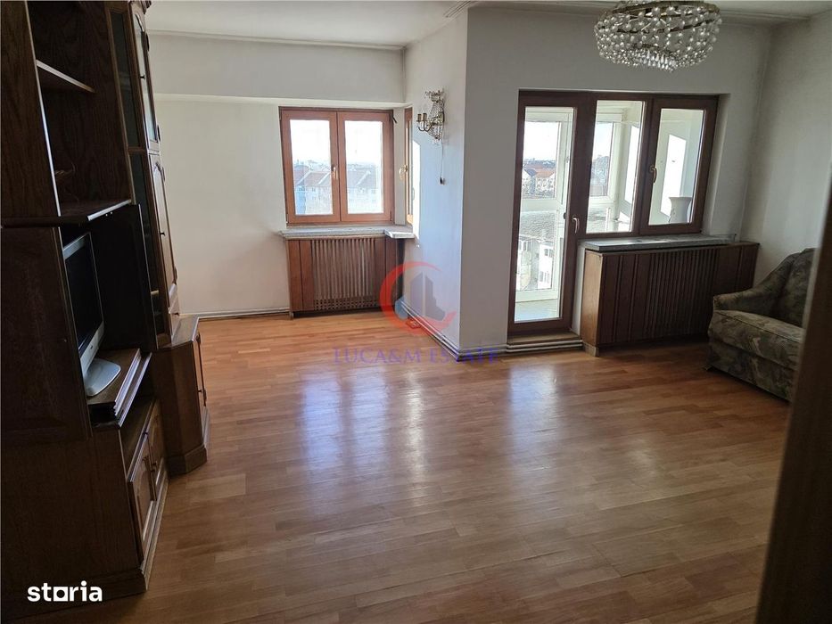 Apartament spatios 4 camere 97 mp – living 23 mp – Bd. Simion Barnutiu