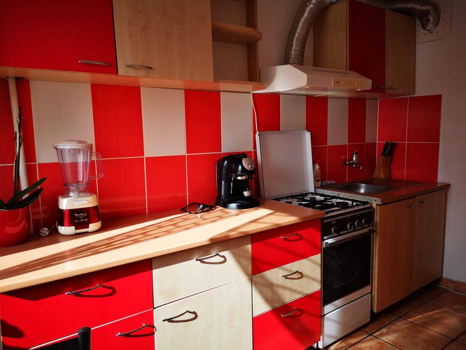 Închiriez garsoniera in zona centrala