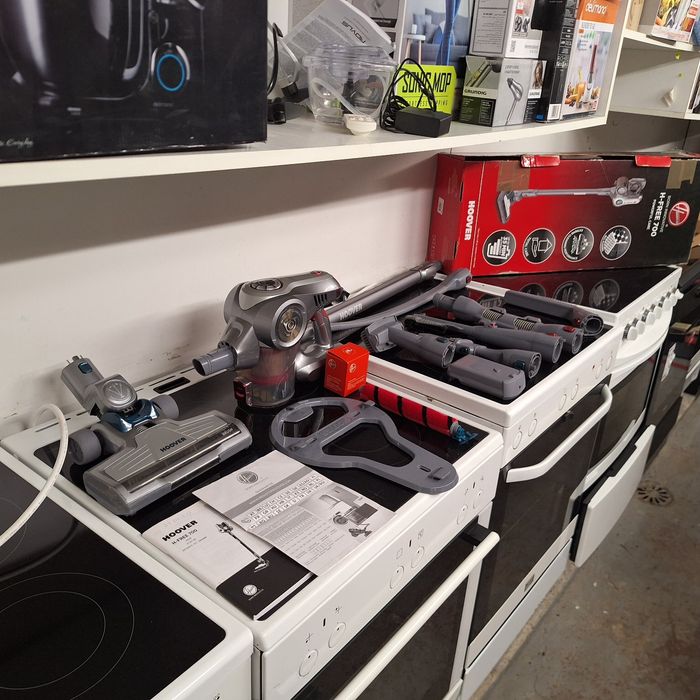 Акумулаторна прахосмукачка Hoover с два броя батерии по 35 минути