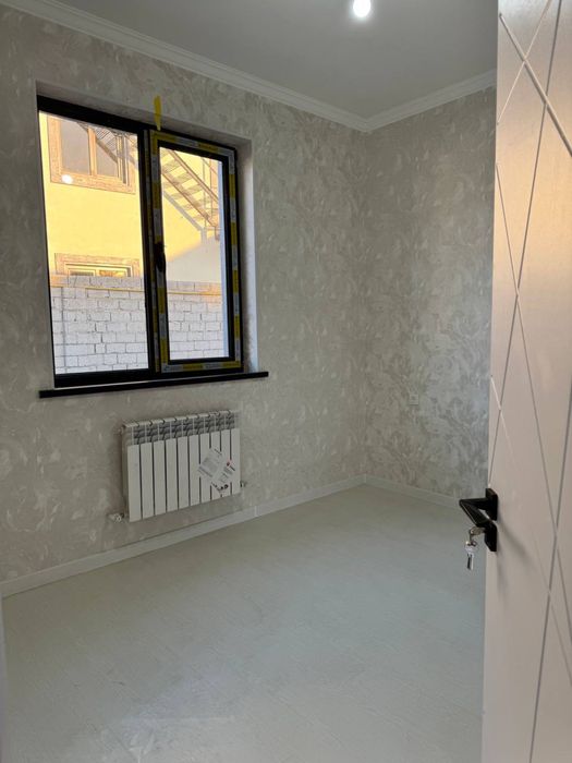 Дом 4х ком , ( на  две семьи ) Корейский поселок )