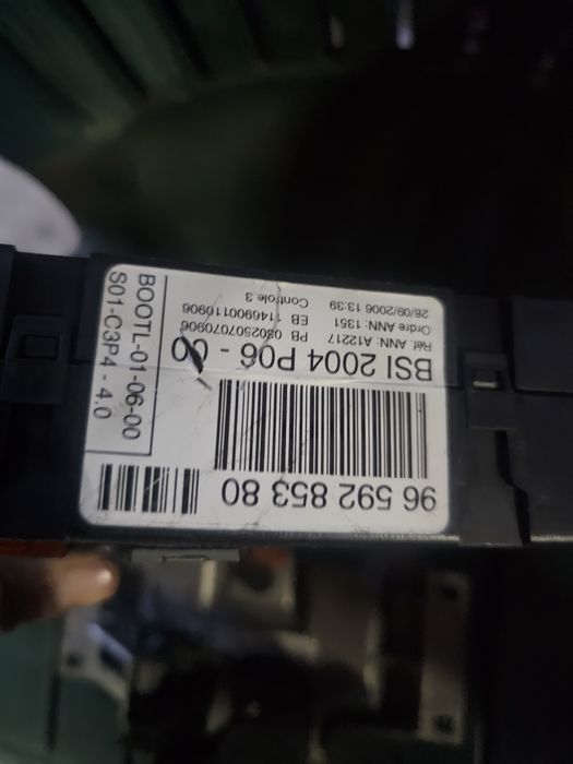 Kit pornire Calculator motor ECU Peugeot 207 1.4i cod 9663380880 IAW6L