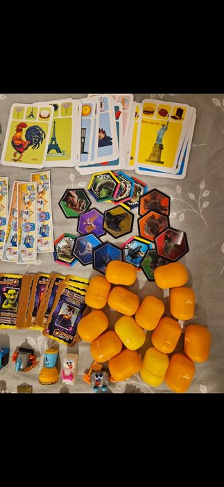 Colectii ou kinder diverss cartonase