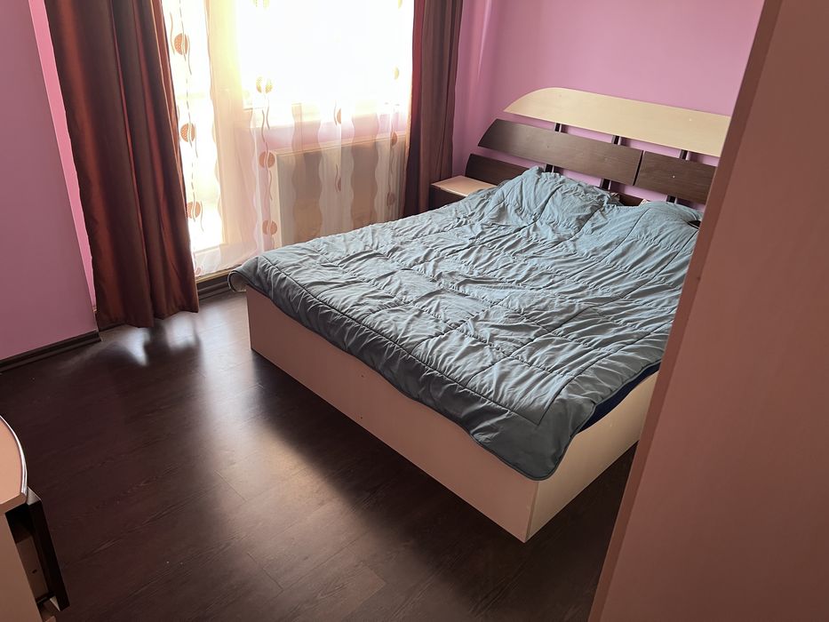 Inchiriez apartament Simeria