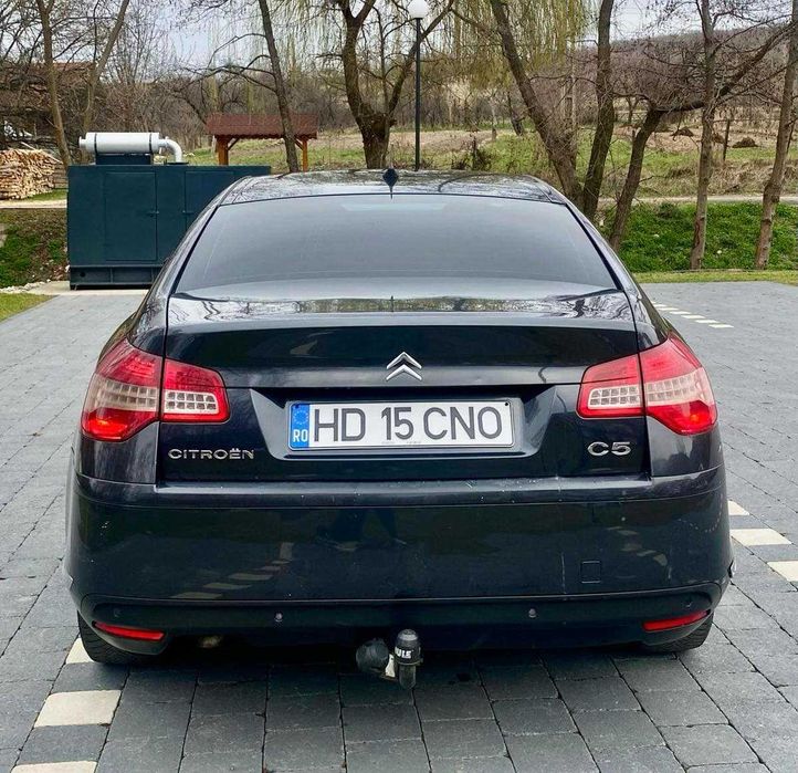 De vânzare  Citroen c5 sau schimb mașina familie