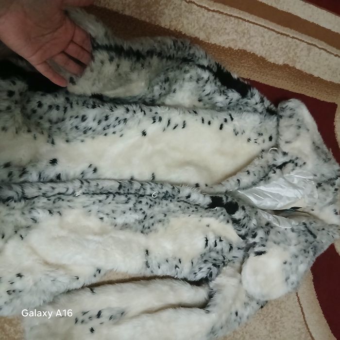 Shuba sotiladi. Женский