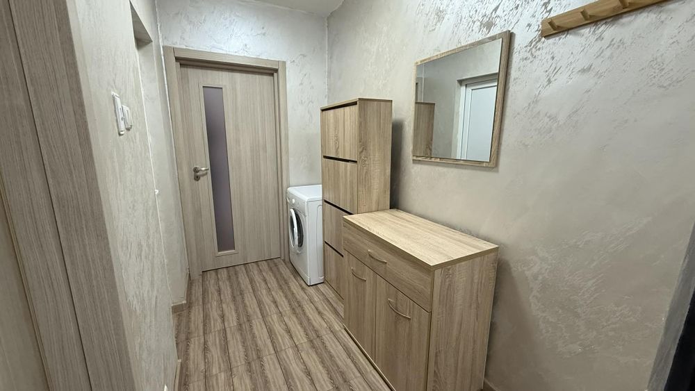 Дава се под наем Двустаен апартамент в Враца, Център - 68 кв.м за 398.82 € - Снимка #9