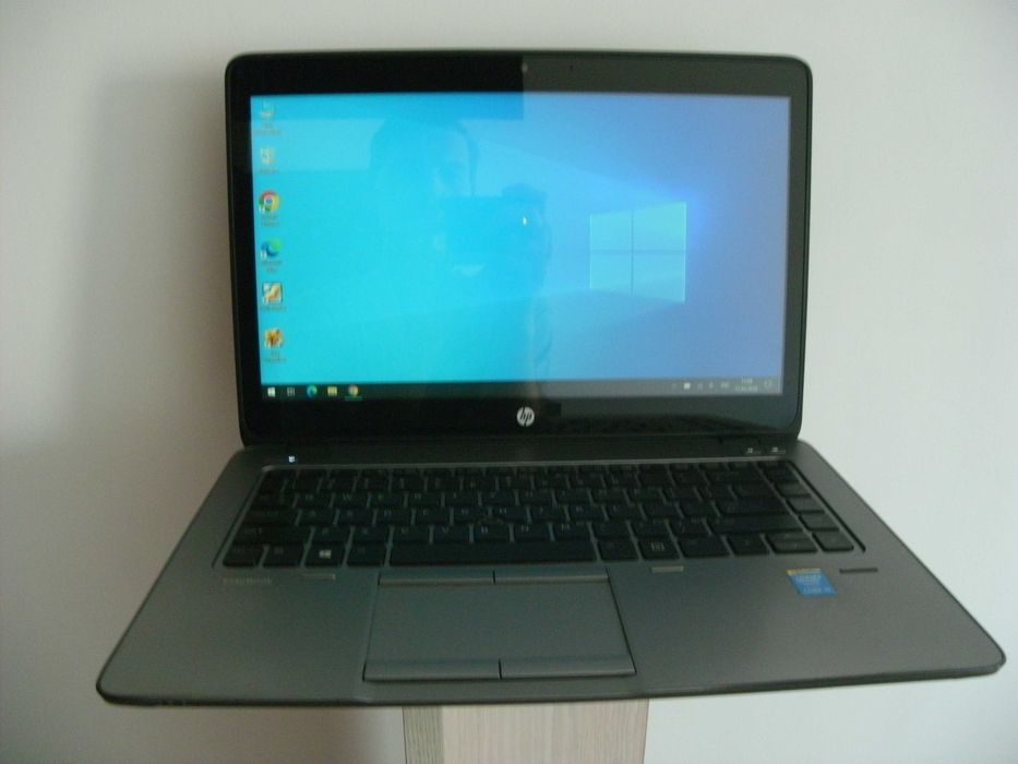 HP Core i5 touchscreen SSD