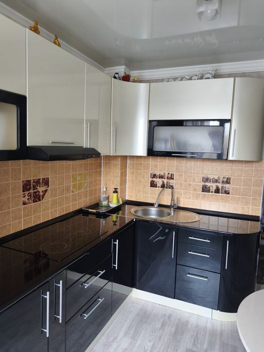 Продается 3 комнатная квартира