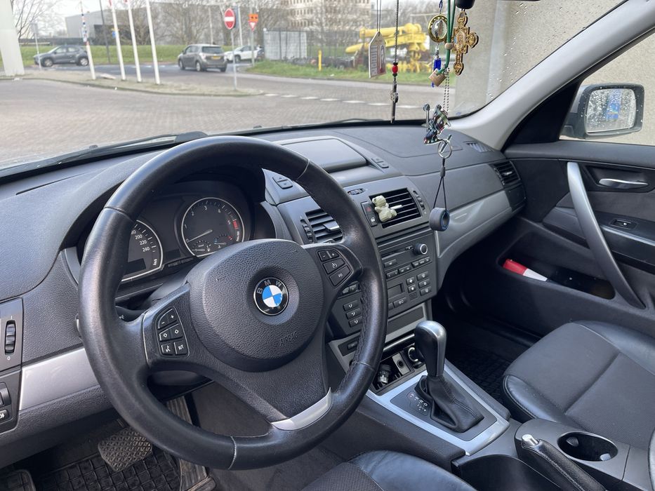 Vand BMW X3 AUTOMAT 177cp din anul 2009