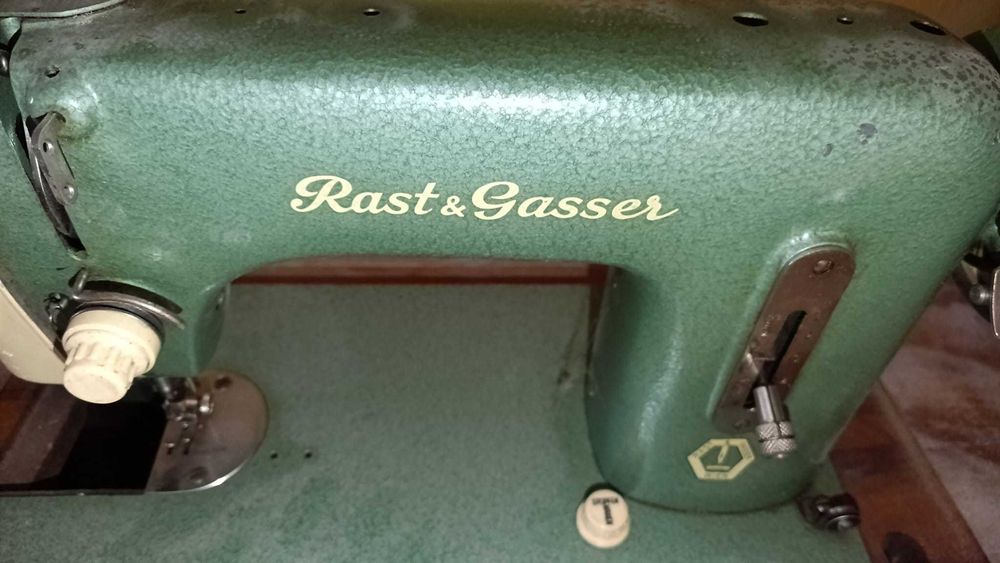 masini cusut vechi de tot Singer, Rast and Gasser, Zentral
