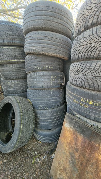 315/40/21  285/40/21 295/35/21 325/30/21  275/35/22 275/35/21 275/40/22