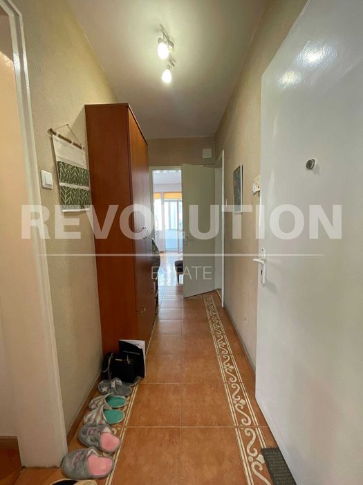 Дава се под наем Тристаен апартамент в Варна, Център - 74 кв.м за 510 € - Снимка #9