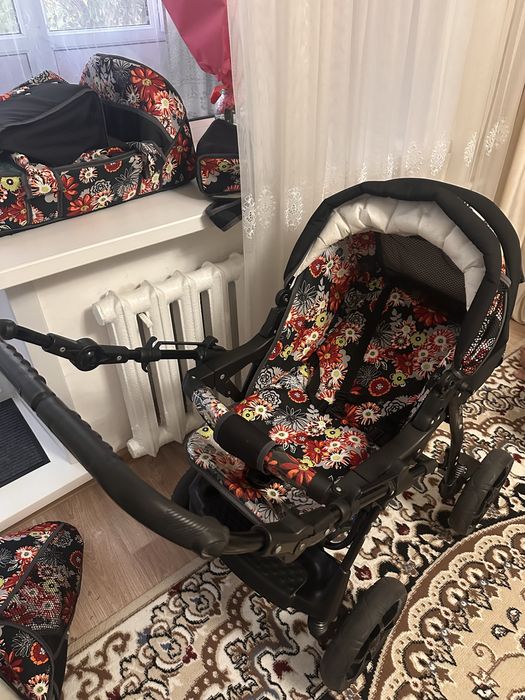 продам детскую коляску