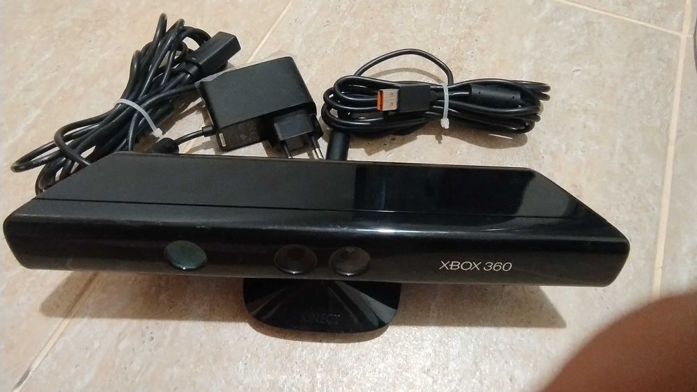 Microsoft XBOX 360 Kinect Sensor cu incarcator
