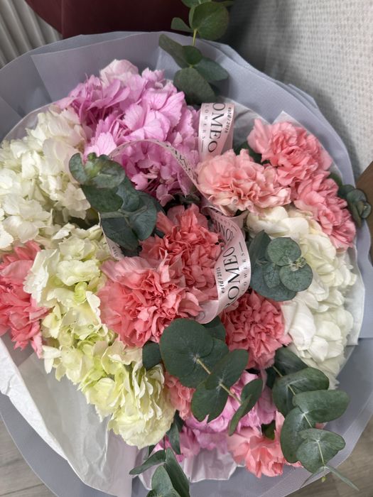 Продам цветы букеты