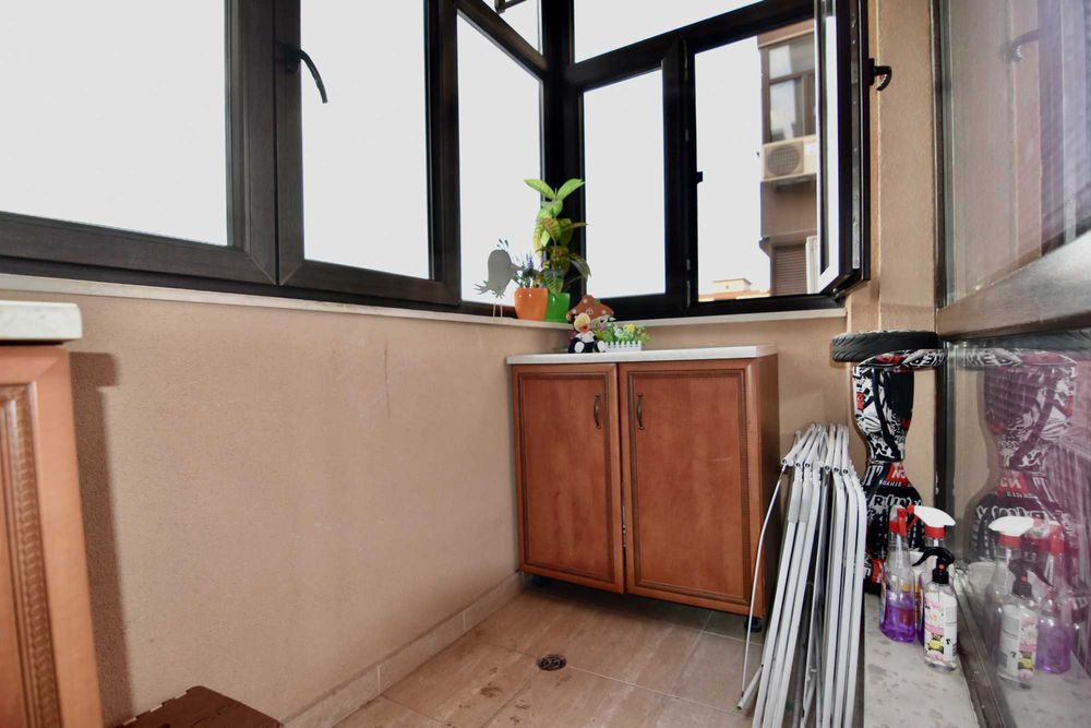 Продава се Тристаен апартамент в Пловдив, Южен - 77 кв.м за 1572 €/кв.м - Снимка #5