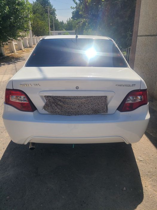 Nexia 2 сотилади 6000$