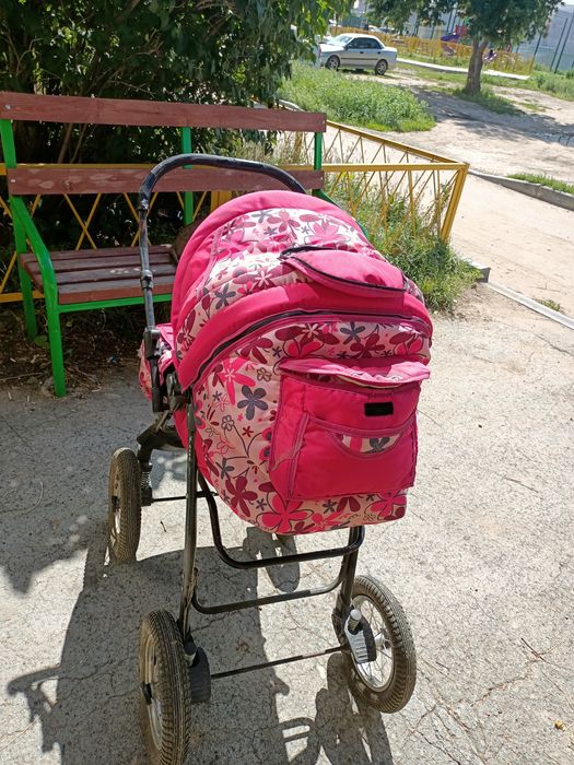 Продам детскую коляску
