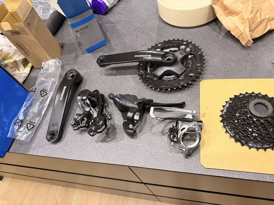 SHIMANO пълен пакет скорости за велосипед 3х8
