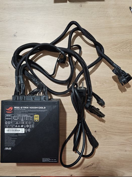 Sursa Asus ROG Strix 1000W 80+ Gold