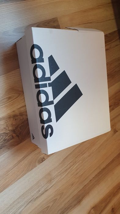 Adidasi marime 36 2/3