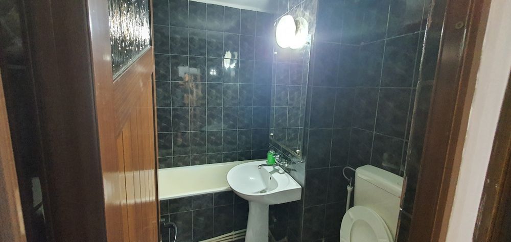 Inchiriez apartament 2 camere