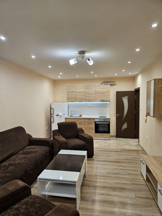 Дава се под наем Тристаен апартамент в София, Люлин 4 - 75 кв.м за 637.5 € - Снимка #1