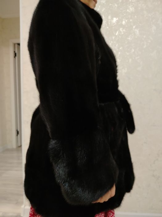 Продам норковую шубу