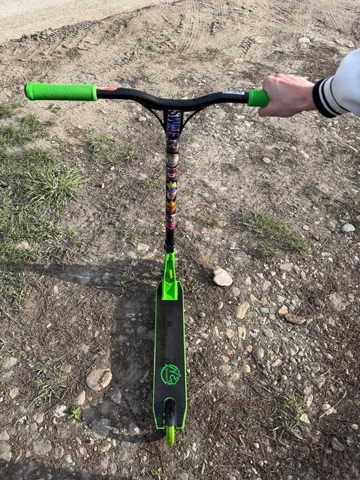 Самокат для трюков