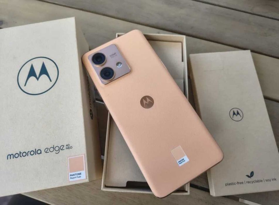 Moto Edge 40 Neo 12GB 256GB