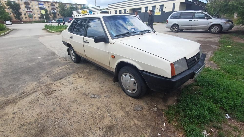 Продам ваз 21099