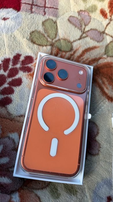Iphone 17 pro 256гб Е