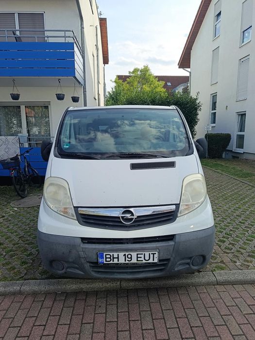 Opel vivaro 2011