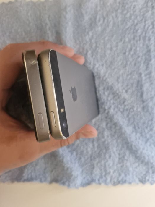 Продаю 3 5С айфона