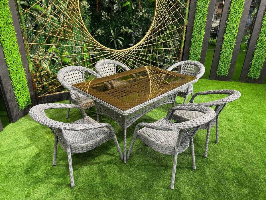 Oila uchun stol stul