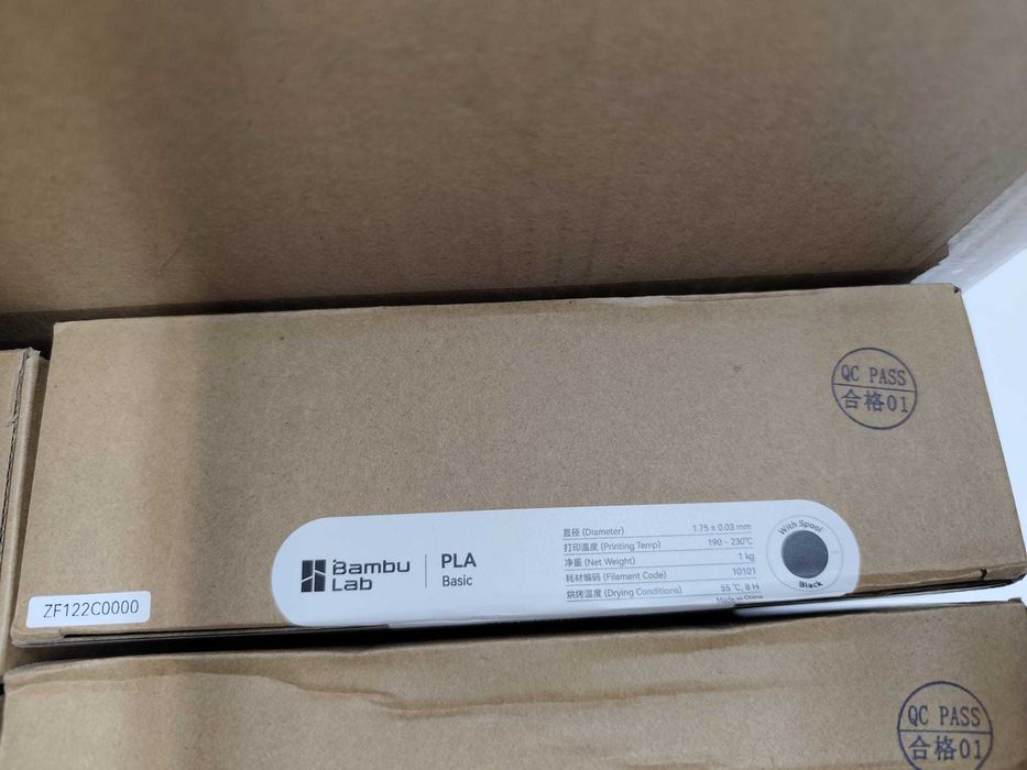 Filament PLA Refil si Rola de la Bambu Lab