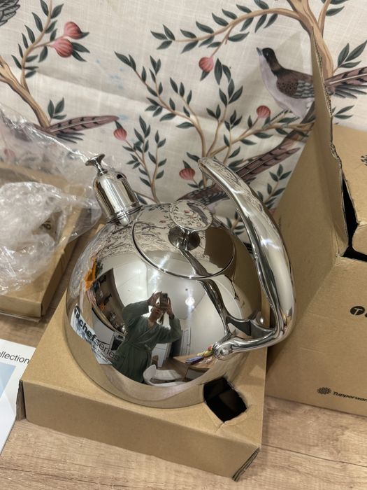 Новый чайник со свистком Tapperware оригинал