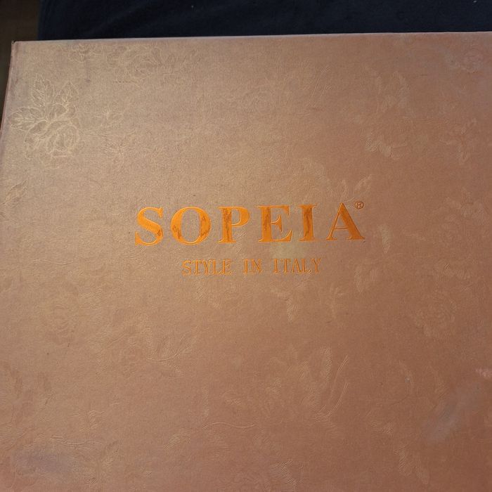 Зимние кожаные сапоги