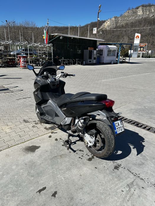 Скутер Gilеra GP 800