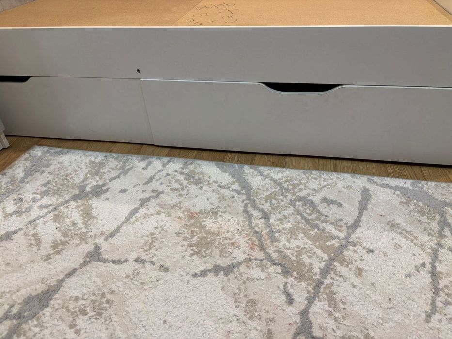 Продам кровать 140на 200