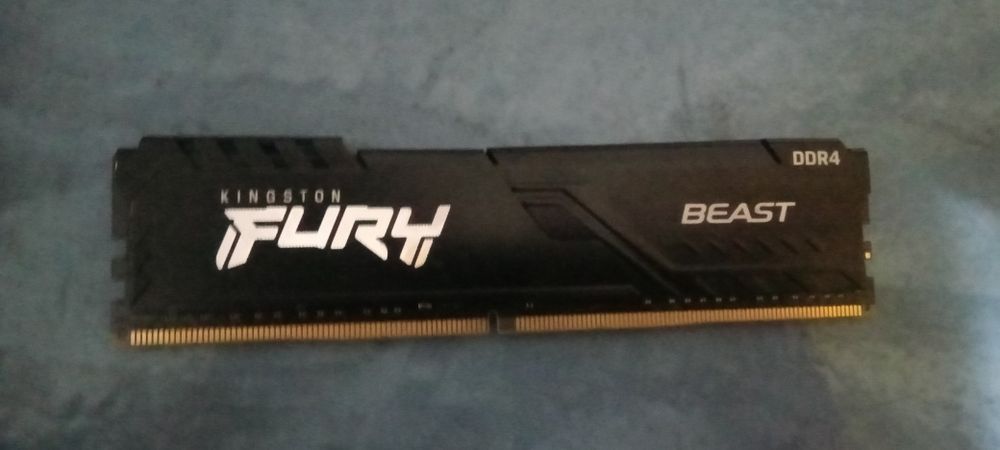 Ram 8 GB, Fury Kingston, DDR 4