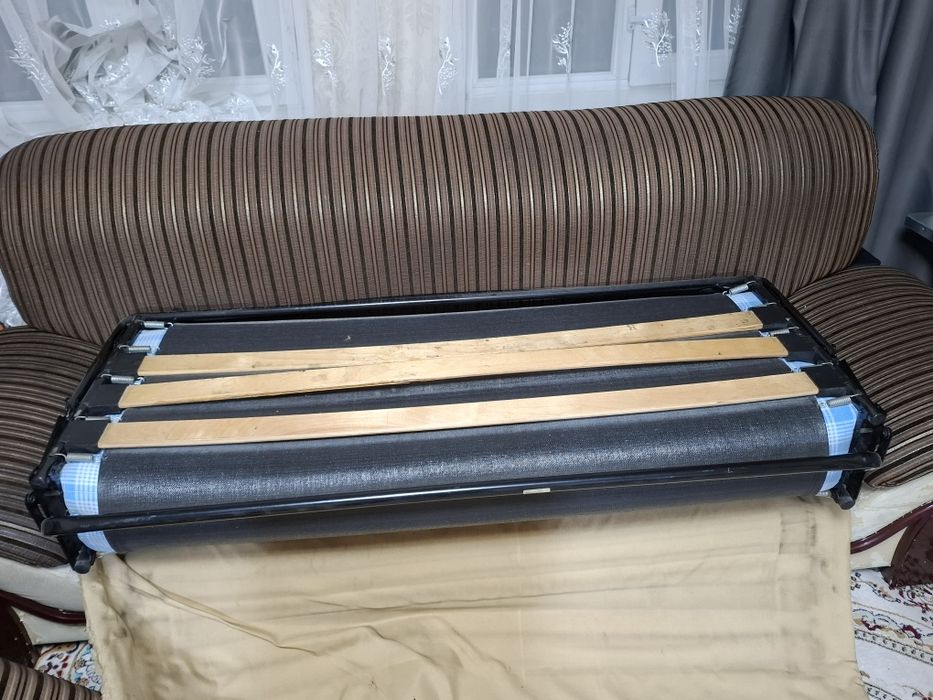 Продам диван и 2 кресла