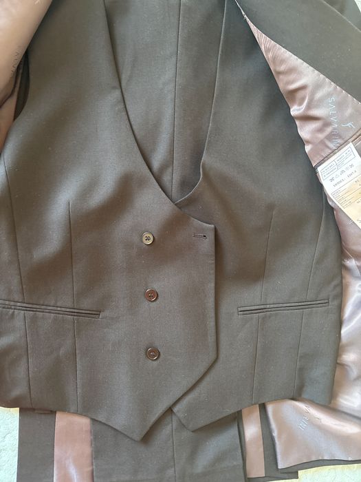 Мужской костюм черный