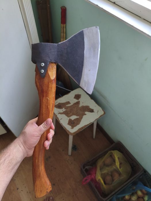 Топорь лезва 22см длина материал ресор