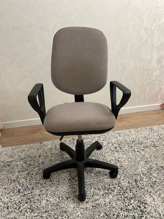 Срочно продам кресло