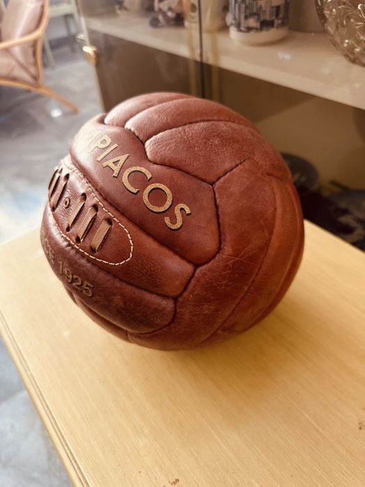 Ретро кожена футболна топка Olympiacos (Since 1925) – колекционерска