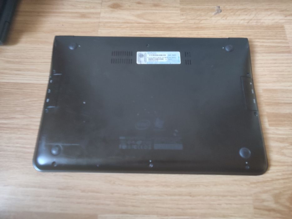 Laptop Samsung 900x - i5-2537m/8gb/128Gb/Bat. OK/Tastatura ILUMINATA